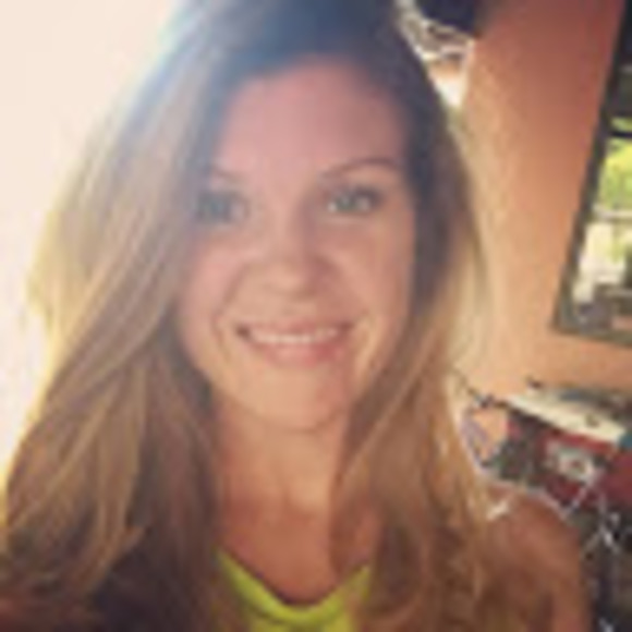 Meet your Posher, Kellie - Picture 1 of 1